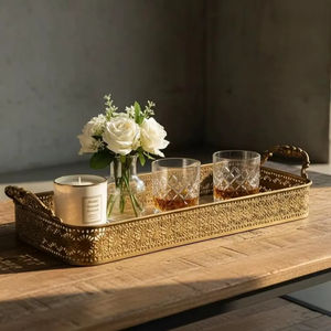 Bandeja Metálica Premium con Acabado Dorado y Diseño Calado, con Asas Laterales, Ideal para Mesa de Centro de Sala de Estar y Recepción de Invitados, Desde India - Product Image 1