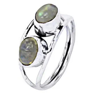 Bague en argent sterling 925 à double pierre pour femmes, bijoux géométriques en pierres précieuses avec placage en rhodium, cadeau de mode raffiné - Product Image 3