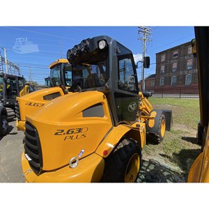 Mini-chargeur frontal VENIERI VF2.63D PLUS 2024, chargeur frontal, chargeur à direction déportée, état neuf - Product Image 1