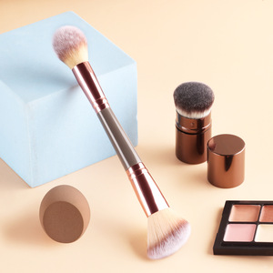 Brochas de Maquillaje de Fibras de Lujo con Logotipo Personalizado para Maquillaje Facial, Brocha para Base Líquida - Product Image 2