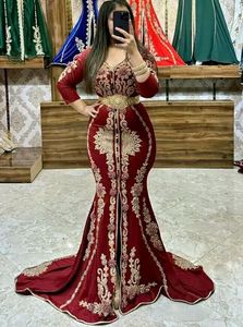 2024 superbe conception marron soie Caftan robe haute broderie travail cristal perles de verre séquences Dabka travail embellissements - Product Image 2