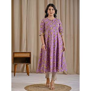 Conjunto de Kurta y Pantalón de Algodón Estampado Morado Jaal para Niñas, Traje Tradicional Étnico Salwar Kameez para Fiestas y Ocasiones Especiales, Hecho de Tela de Red - Product Image 4