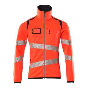 Chaqueta polar de rendimiento inspirada en Softshell con tela resistente al viento y mangas ergonómicas para movimiento Made in Pakistan. - Product Image 1