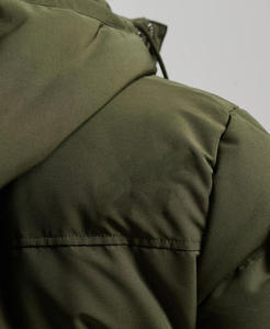 Chaqueta acolchada para hombre más vendida de 2025, abrigo de invierno cálido ligero con bolsillos con cremallera, chaquetas de esquí aisladas para nieve - Product Image 2