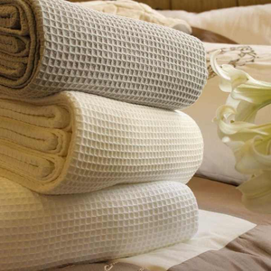Couverture en coton gaufré de qualité supérieure à l'exportation ultra douce et légère avec une respirabilité toute l'année pour une utilisation en toutes saisons - Product Image 2