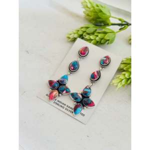 Boucles d'oreilles pendantes Ronald Lee en turquoise Mohave rose et argent sterling, style mode - Product Image 2