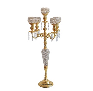 Candelabro de Metal Decorativo Navideño con 5 Brazos, Cristal, Chapado en Oro, Arte Moderno, Tamaño Personalizado Aceptado para Bodas y Eventos - Product Image 1