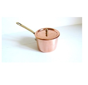 Poêle à sauce en cuivre avec poignée en laiton pour une prise en main sécurisée et une utilisation durable à la maison ou au restaurant - Product Image 1