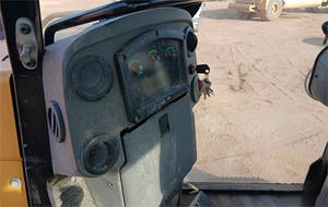 Bouteur 2013 CATERPILLAR D6K2 XL d'occasion, matériau de haute qualité fabriqué en machine bulldozer robuste pour la construction - Product Image 4