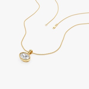 Pendentif Charme Exquis Fait Main en Diamant de Laboratoire de Forme Ovale Ouest-Œst 1,00 Ct E-F VS Or 14K, Cadeau d'Anniversaire de Mariage - Product Image 3