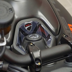 Adesivi Protettivi 3D per Zone Chiave per Moto Ducati Monster 937 2021 Compatibili con il Modello 2021 - Product Image 1