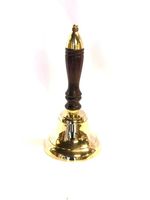Campana con mango de madera Anillo de llamada Campana de mano de latón duradera moderna Con mango Campana de peón de metal en latón Elegante