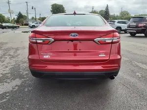 Ford Fusion 2020 en parfait état - Product Image 6