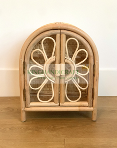 Armoire de rangement de poupée en rotin de marguerite pour enfants, armoire de poupée de jeu ou rangement de jouets, vente en gros à usages multiples - Product Image 5