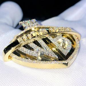 RB GEms personnalisé 14K or jaune VVS Moissanite diamant pendentif pour hommes nom initial Logo lunette réglage Hip Hop fête charme - Product Image 1