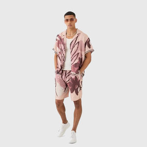 Ensembles hawaïens d'été à logo personnalisé Chemises de plage à séchage rapide avec manches Mode et décoration OEM et ODM Conception personnalisée - Product Image 2