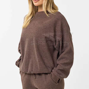 Dernier modèle de survêtement d'hiver pour femmes de grande taille, confortable à capuche et respirant, prix de gros - Product Image 6