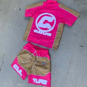 T-shirt boxy surdimensionné sur mesure et short 2 pièces ensemble été streetwear survêtement à manches courtes t-shirt et short ensemble unisexe - Product Image 2