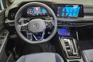 VOLKSWAGEN GOLF 2023 IMPECABLE, 315 HP, TURBO DE 4 CILINDROS, TRACCIÓN EN LAS CUATRO RUEDAS, LISTO PARA ENVIAR - Product Image 4