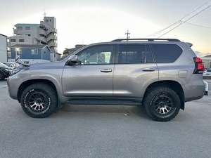 TOYOTA LAND CRUISER PRADO - Product Image 5