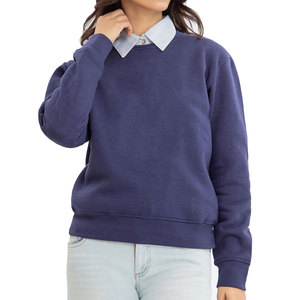 Sudadera personalizada para mujer con diseño personalizado, cuello redondo, para moda casual urbana. - Product Image 5