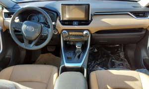 SUV automatique essence 2,5 L d'occasion, 0 km, version tropicale pour l'exportation - Product Image 4