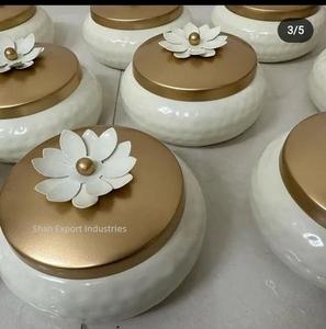 White With Gold Round Hammered Metal Candle Bowl With Flower <b>Knob</b> Lid for Wedding and Festival Decor Candle Bowls - Product Image 3