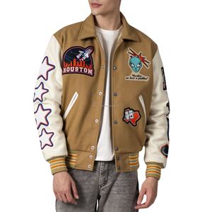 Blouson universitaire graphique pour homme, corps en laine, manches en cuir, col rond, patchwork chenille, broderie, style Letterman, vintage - Product Image 1