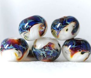 PERLES DE RÉSINE EXPANSIVES POUR LA FABRICATION DE BIJOUX Perles de résine pour la décoration de vêtement Accessoires de garniture Matériau en résine pour collier - Product Image 1