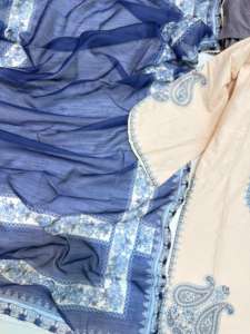 Nuevo Conjunto Farshi Shalwar con Kameez Bordado en Algodón y Dupatta de Embroidery Lawn - Product Image 2