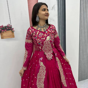 Top Corto Lehenga Completamente Cosido para Fiestas para Mujer - Product Image 1