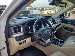 Voiture d'occasion fiable Toyota Highlander XLE 2018 - Product Image 5