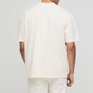 Camiseta informal de patrón liso para hombre 100% algodón 180 gramos posición frontal del logotipo - Product Image 4