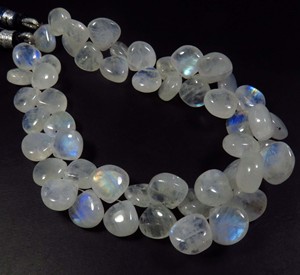 Cuentas lisas de hecatolita blanca, cuentas de piedra lunar arcoíris Natural de 8-9mm, cuentas de corazón de piedra lunar de fuego completo de 8" - Product Image 1