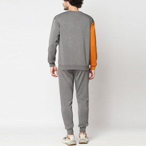 Survêtement pour homme en coton doux avec logo personnalisé imprimé, meilleur survêtement pour homme à manches longues avec cordon de serrage attaché au pantalon - Product Image 3