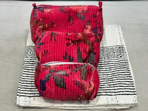 Grande capacité pour trousse de maquillage matelassée rose Eco-Friendly Cotton Multi-Layer Velvet Floral BOHO Print Cosmetic Zipper Pouch for - Product Image 4