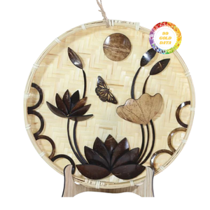 Decoración y regalo con incrustaciones de cáscara de coco en bandeja de bambú Imagen hecha de material ecológico 100% del exportador de Vietnam - Product Image 1