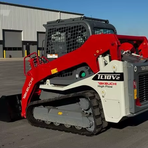 รถตักล้อยาง TAKEUCHI TL10V2 สภาพดีเยี่ยม เครื่องยนต์ Kubota พร้อมผานไถหิมะ - Product Image 4