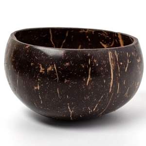 Cuencos de cáscara de coco artísticos con patrones grabados de Vietnam - Product Image 1