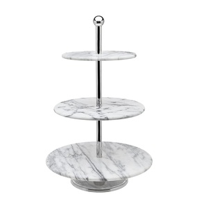 Soporte de exhibición de pasteles de 3 niveles con acabado en oro, de metal, de última tendencia, para fiestas de cumpleaños, en forma personalizada, para decoración de mesa. - Product Image 3