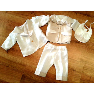 Ensemble de vêtements de printemps pour bébés garçons en lin et gris tourterelle - Product Image 1