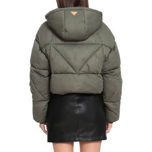 2025 Custom Logo Best Quality Solid Color Women's Puffer Jacket Breathable Fabric Warm Quilted Winter Jacket with Hood Plus Size - Product Image 2