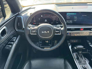 Kia Sorento X-Line SX Prestige AWD Plus 2024 Usado en Excelentes Condiciones, Sin Accidentes, Volante a la Izquierda/Derecha - Product Image 4
