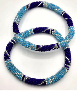 Hilo en espiral brazaletes con cuentas - Product Image 1