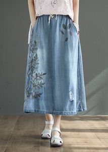 Falda midi vaquera de mujer con bordado floral, cintura alta, corte lápiz con abertura, estilo casual de verano, tela de algodón lavado a la piedra - Product Image 5