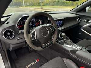 Sedán ZL1 2023 Blanco Brillante Usado, Tracción Trasera, Llantas de Aleación, Asientos de Cuero, Paquete Eléctrico, Navegación Premium - Product Image 5