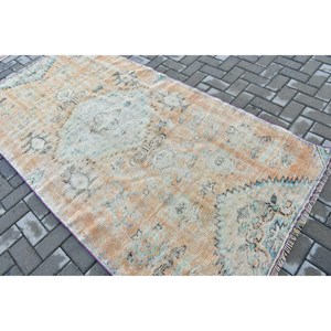 Tapis turc vintage de 4,1 x 8,1 pieds, tapis persan en laine marron - Product Image 4