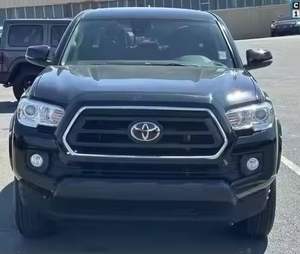 Tacoma SR5 V6 2022 de Bajo Kilometraje, Doble Cabina, Tracción Trasera, con Asientos de Tela, Llantas de Aleación, Control de Crucero Adaptativo, Bluetooth, CarPlay - Product Image 3