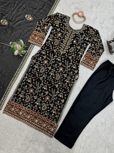 Lourd Faux Georgette Broderie Noir Couleur Pleine Longueur Occasion-porter Élégant Regal À La Mode Salwar Costume Avec Dentelle Travail Dupatta - Product Image 5