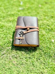 สมุดบันทึกหนัง สมุดบันทึกหนังสีน้ำตาลโบราณ สมุดบันทึกปกหนังทำมือสำหรับผู้ชายและผู้หญิง ของขวัญสำหรับทุกคน - Product Image 6